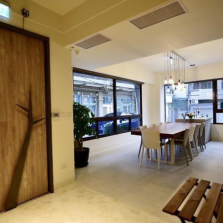 Sakagami Hotel Tainan Exterior foto